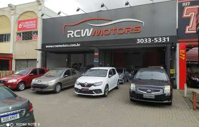 Imagem: O depósito possui 5 Vagas na garagem, 400m² de Área e está