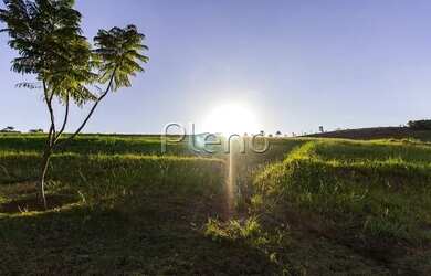 Imagem: O terreno possui 1148m² de Área e está localizado em Loteamento
