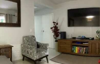 Imagem 12: Charmoso sobrado poucos passos mar de PEREQUE em Porto