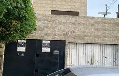 Imagem: A casa possui 2 Dormitórios, 1 Banheiro, 80m² de Área e