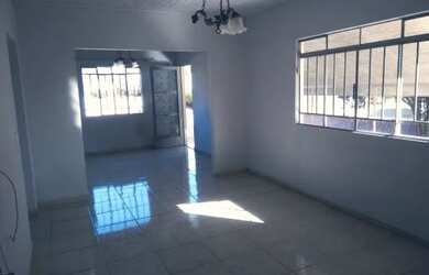 Imagem 5: Casa a venda. Área de serviço, 144m² de Área, 2 Vagas na garageme3...