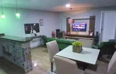 Imagem: A casa possui 3 Dormitórios, 2 Banheiros, 1 Vaga na garagem