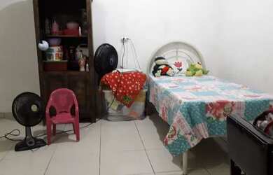 Imagem: A casa e possui 1 Dormitório, Suítes, 1 Banheiro, 27-0m²