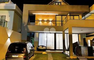 Imagem: A casa em condomínio possui 3 Dormitórios, 1 Banheiro, 3 Vagas