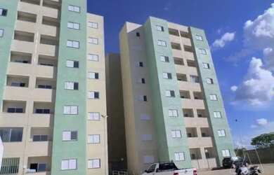 Imagem: O apartamento possui 2 Dormitórios, 2 Banheiros, 1 Vaga na