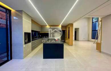 Imagem 3: Casa em Condomínio Residencial Grand Trianon, com planejados