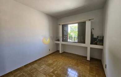 Imagem 12: Sobrado com 3 dormitórios à venda, 248 m² por R$ 550.000,00 - Caputera...