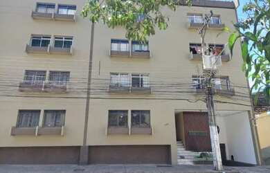 Imagem: O apartamento possui 2 Dormitórios, 1 Banheiro e 1 Vaga na