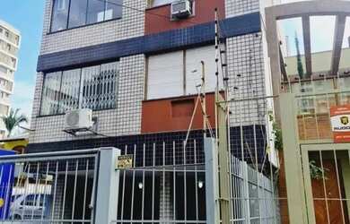 Imagem: O apartamento e possui 1 Dormitório, Suítes, 2 Banheiros