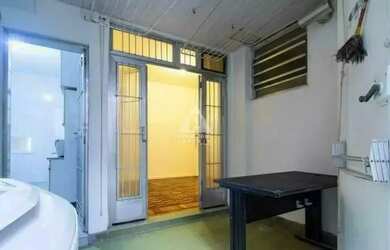 Imagem 4: Apartamento de 2 quartos, de frente para a praia do Flamengo disponível...