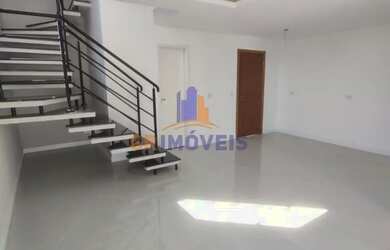 Imagem 5: Sobrado para Venda em Curitiba, Bairro Alto, 3 dormitórios, 1 suíte,...