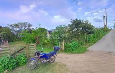 Imagem 4: Terreno Amplo com Casa à Venda no Bairro Alto Arroio - Imbituba/SC
