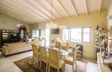 Imagem: Casa à Venda - Alphaville, 3 Quartos, 333 m2