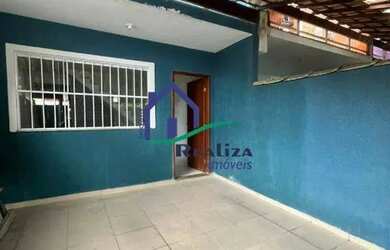 Imagem: A casa possui 2 Dormitórios, 2 Banheiros, 1 Vaga na garagem