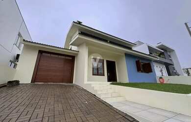 Imagem: A casa em condomínio possui 3 Dormitórios, 2 Banheiros, 2