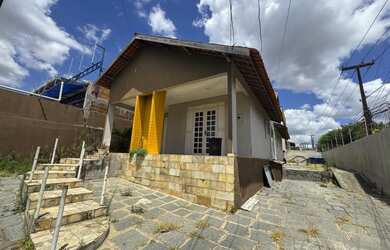 Imagem 16: Casa de esquina à venda no bairro Santa Rosa