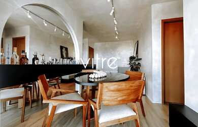 Imagem: O apartamento possui 2 Dormitórios, 2 Banheiros, 1 Vaga na