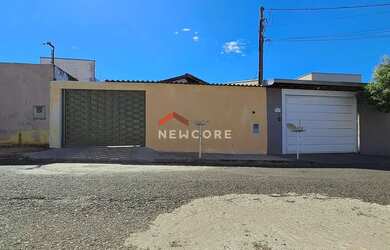 Imagem 2: Casa em Rua Maria Terezinha Castelo Branco Cruz - Parque Igaçaba - Araraquara/SP