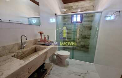 Imagem 7: Oportunidade! Casa de 3 quartos sendo 2 suítes sendo a master com closet, casa com 250m2 d