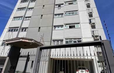 Imagem: O apartamento possui 4 Dormitórios, 2 Banheiros, 2 Vagas na