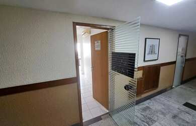 Imagem 10: Sala comercial, dividida em dois ambientes ampla, Ed. Raimundo Magalhães, comércio