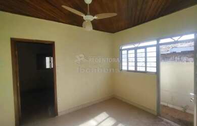 Imagem: A casa possui 1 Dormitório, 1 Banheiro, 60m² de Área e está