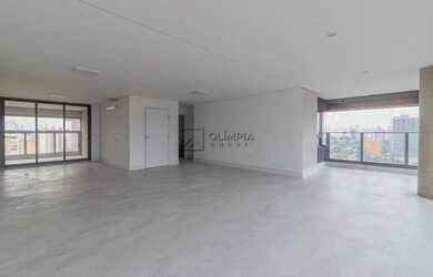 Imagem: O apartamento possui 4 Dormitórios, 3 Banheiros, 3 Vagas na