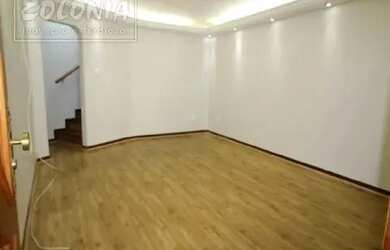 Imagem: A casa possui 2 Dormitórios, 1 Banheiro, 3 Vagas na garagem