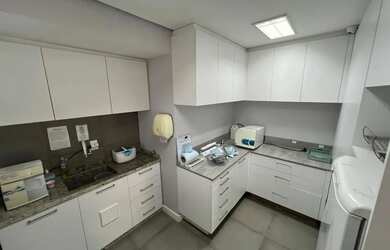 Imagem: O depósito possui 1 Vaga na garagem e 55m² de Área e está