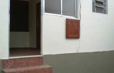 Imagem: A casa possui 2 Dormitórios, 60m² de Área e está localizado