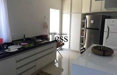 Imagem 12: VENDA - Casa em Condomínio - com 04 dormitórios, sendo 1 suíte e closet,...