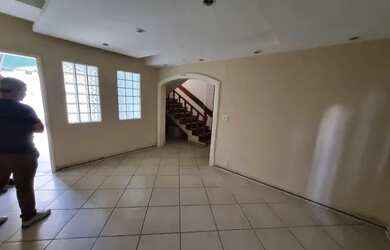 Imagem 10: Casa em Três Rios, RJ. 4 Vagas na garageme4 Dormitórios