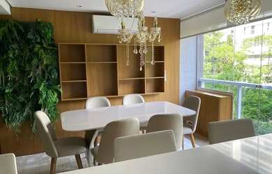 Imagem: O apartamento possui 2 Dormitórios, 2 Banheiros, 2 Vagas na