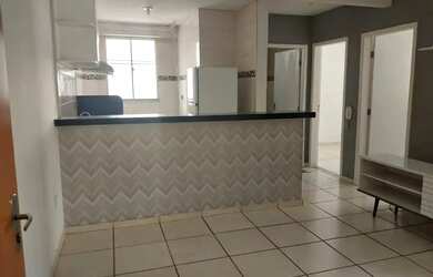 Imagem: O apartamento possui 2 Dormitórios, 1 Banheiro, 1 Vaga na garagem