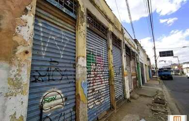 Imagem: O depósito possui 5 Vagas na garagem, 569m² de Área e está