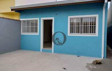 Imagem: A casa possui 3 Dormitórios, 3 Banheiros, 2 Vagas na garagem