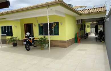 Imagem: A casa possui 5 Dormitórios, 5 Banheiros, 5 Vagas na garagem