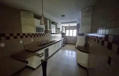 Imagem 3: Casa em Três Rios, RJ. 4 Vagas na garageme4 Dormitórios