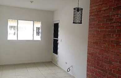 Imagem: A casa em condomínio possui 2 Dormitórios, 1 Banheiro, 1 Vaga