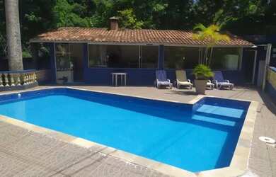 Imagem: A chácara possui 3.800m² de Área e está localizado em Jardim