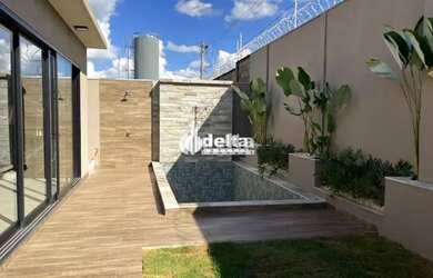 Imagem 3: Casa no condomínio Splendido disponível para venda em Uberlândia-MG