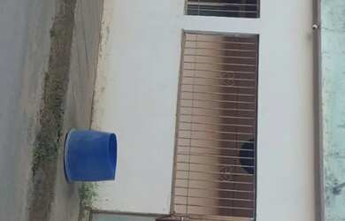 Imagem: A casa possui 2 Dormitórios, 2 Banheiros, 1 Vaga na garagem