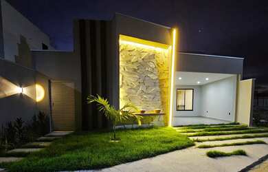 Imagem: A casa em condomínio possui 3 Dormitórios, 1 Banheiro, 2 Vagas