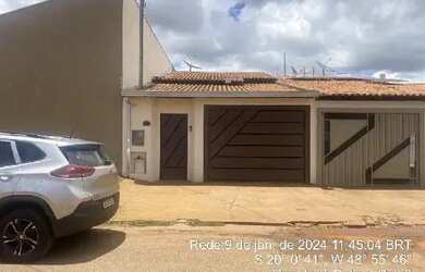 Imagem: A casa possui 2 Dormitórios, 1 Banheiro, 150m² de Área e