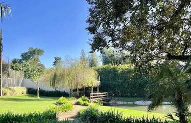 Imagem: O terreno possui 325m² de Área e está localizado em Alto