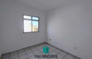 Imagem 4: Ótimo apartamento 2 qtos com varanda frente para a rua à venda na Praia...