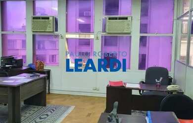 Imagem: O depósito possui 112m² de Área e está localizado em Centro