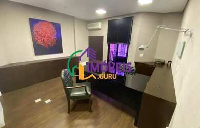 Imagem: O depósito possui 5 Vagas na garagem, 160m² de Área e está