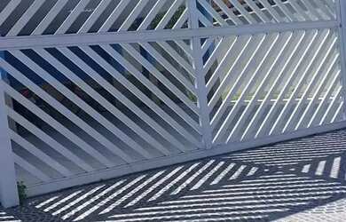 Imagem: A casa em condomínio possui 2 Dormitórios, 1 Banheiro, 1 Vaga