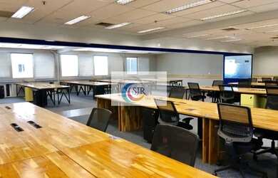 Imagem: O depósito possui 5 Vagas na garagem, 647m² de Área, Imóvel